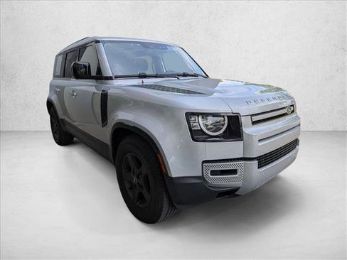 Used 2023 Land Rover Defender 110 AWD/4WD image 3