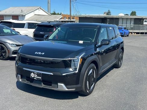 Used 2026 Kia EV9 Light RWD image 3