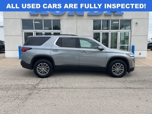 Used 2023 Chevrolet Traverse LT w/ LPO, Cargo Package AWD/4WD image 4