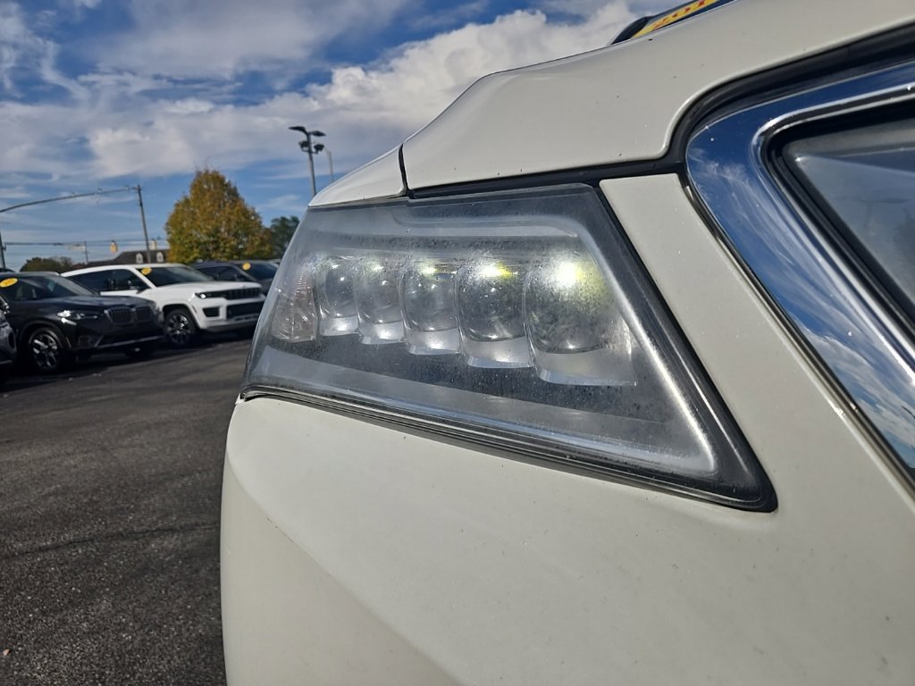 Used 2016 Acura MDX w/ Technology Package AWD/4WD image 22
