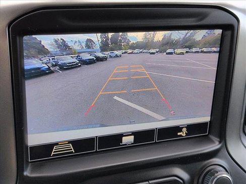 Used 2020 Chevrolet Silverado 1500 LT Trail Boss image 13