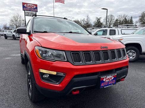 Used 2018 Jeep Compass Trailhawk w/ Safe & Security Group image 10