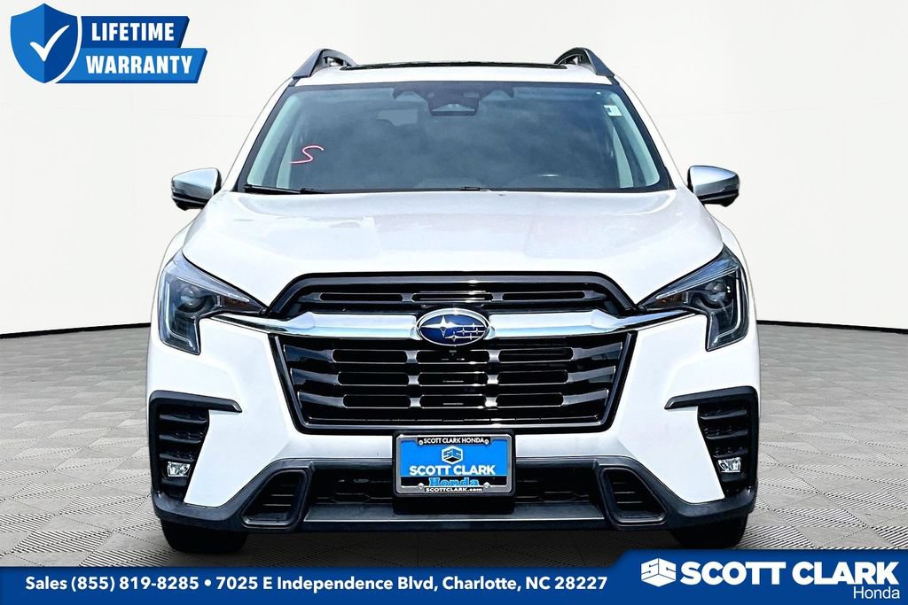 Used 2023 Subaru Ascent Limited w/ Technology Package AWD/4WD image 2