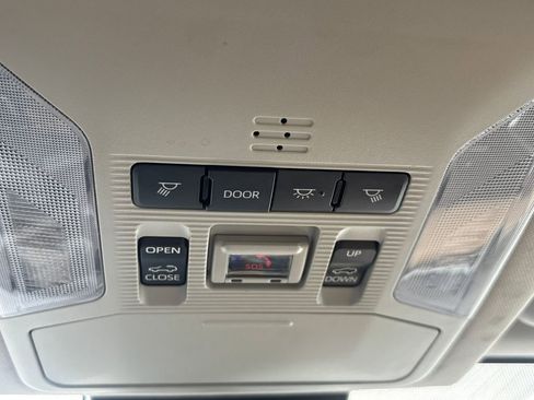 Used 2023 Toyota RAV4 XLE Premium image 15