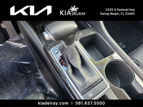 Used 2020 Hyundai Santa Fe Limited image 31