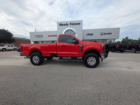 Used 2024 Ford F350 XLT w/ FX4 Off-Road Package AWD/4WD image 3