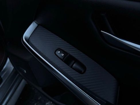 Used 2023 Nissan Sentra SR w/ SR Premium Package image 13