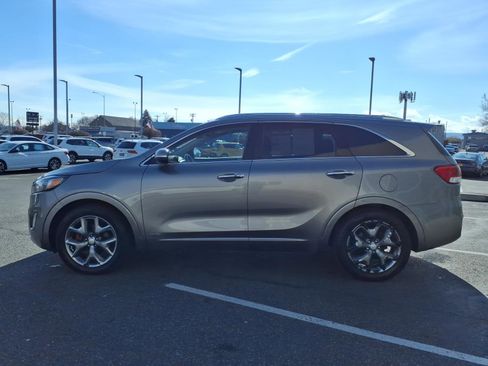Used 2016 Kia Sorento SX image 5