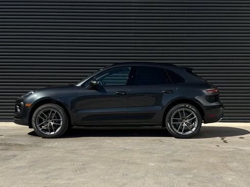 Certified 2026 Porsche Macan image 2