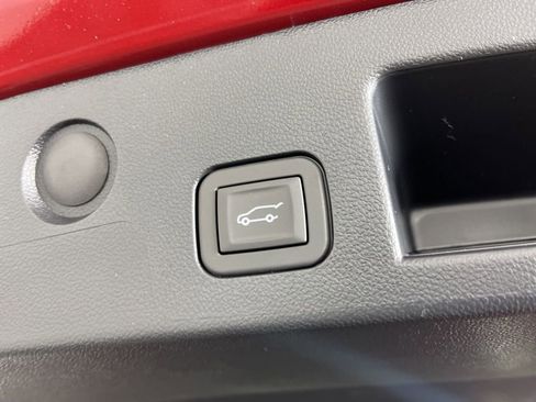 New 2026 Chevrolet Equinox ACTIV w/ Safety and Technology Package FWD image 21