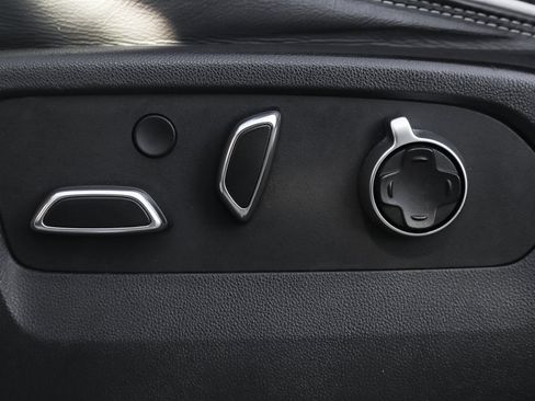 Used 2022 GMC Sierra 1500 AT4X image 21