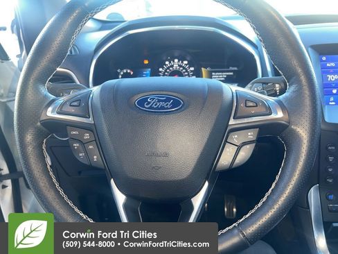 Used 2020 Ford Edge ST w/ Equipment Group 401A image 2