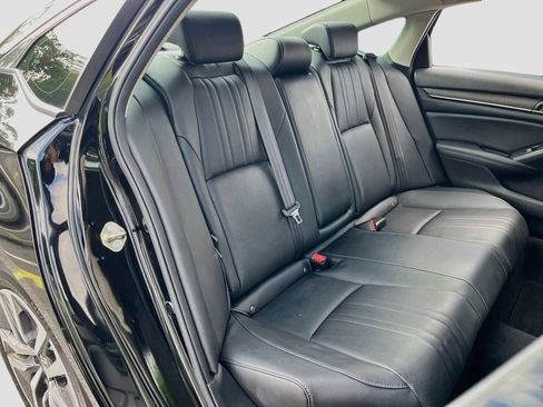 Used 2019 Honda Accord EX-L image 26