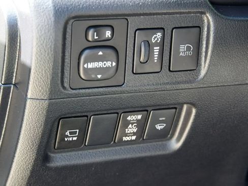 Used 2022 Toyota 4Runner SR5 Premium w/ Moonroof Package AWD/4WD image 23