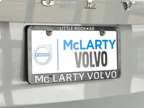 Certified 2024 Volvo XC90 B6 Ultimate w/ Lounge Package image 8