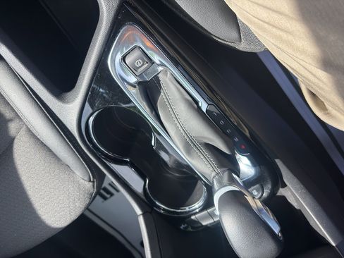 Used 2023 Buick Encore GX Select image 15