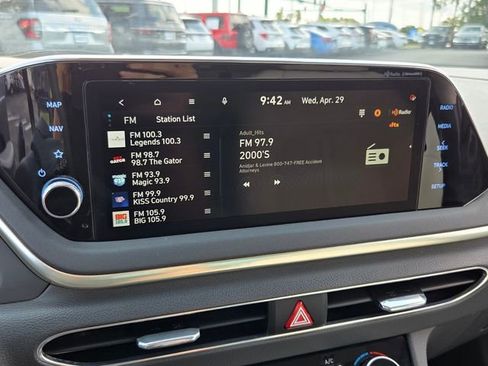Used 2023 Hyundai Sonata SEL FWD image 26