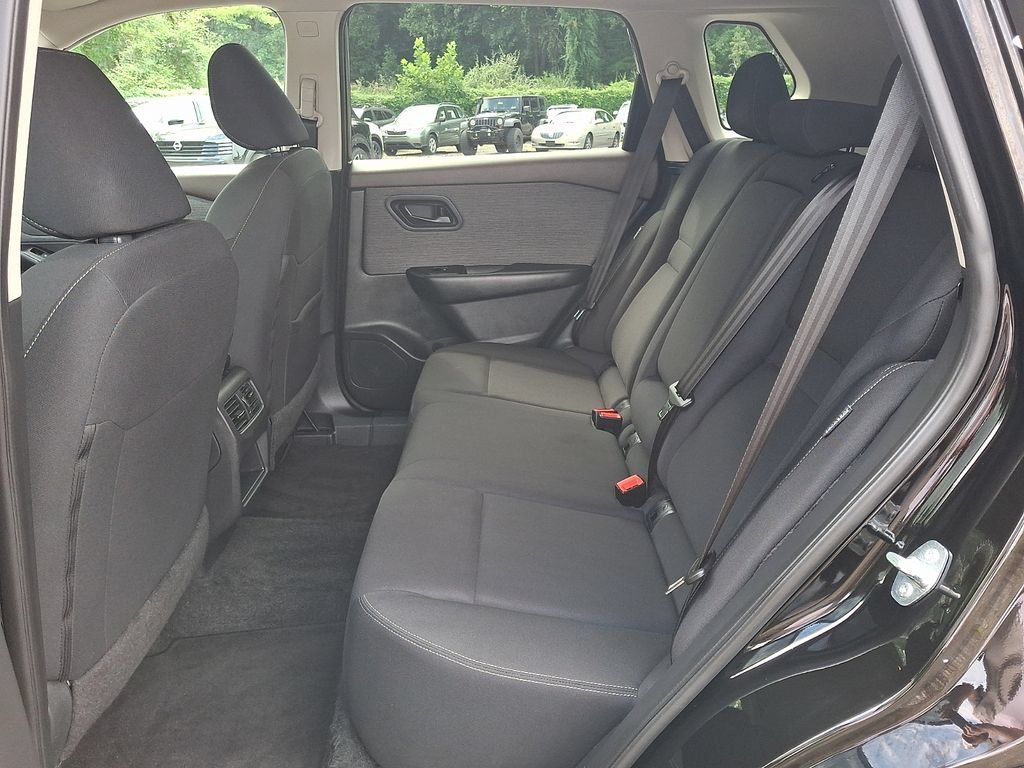 Certified 2023 Nissan Rogue S AWD/4WD image 11