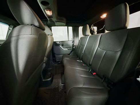 Used 2016 Jeep Wrangler Unlimited Sport w/ Quick Order Package 23S image 13