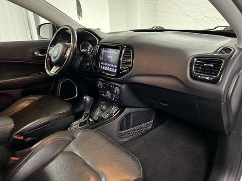 Used 2020 Jeep Compass Limited AWD/4WD image 28