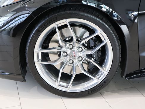 Used 2025 Chevrolet Corvette Z06 image 11