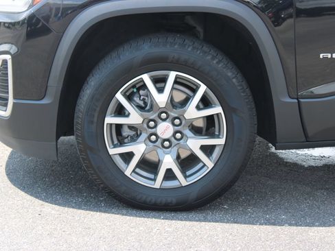 Used 2023 GMC Acadia SLE FWD image 18