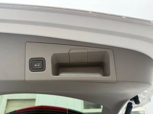 New 2026 Cadillac XT5 Premium Luxury w/ Driver Assist Package image 29