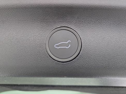 Used 2023 Tesla Model Y Long Range image 13