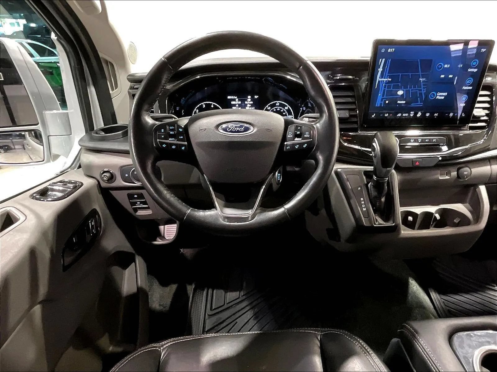 Used 2023 Ford Transit 150 Low Roof AWD image 21