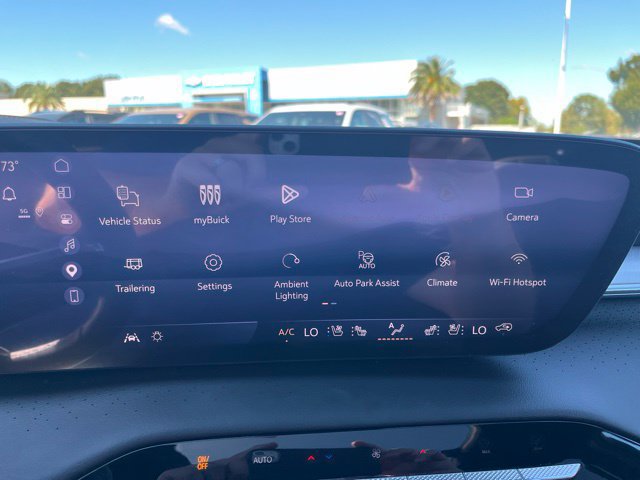 Used 2026 Buick Enclave Avenir w/ Super Cruise Package FWD image 32