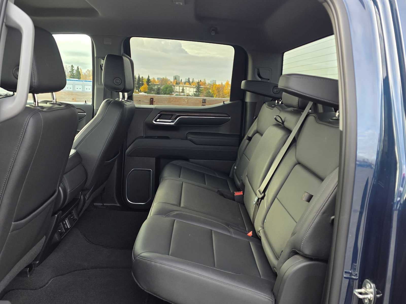 Certified 2022 GMC Sierra 1500 SLT AWD/4WD image 16