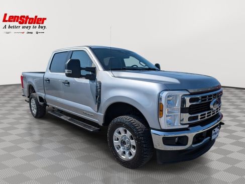 Used 2024 Ford F250 XLT AWD/4WD image 7