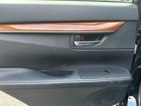 Used 2013 Lexus ES 300h w/ Luxury Pkg image 15