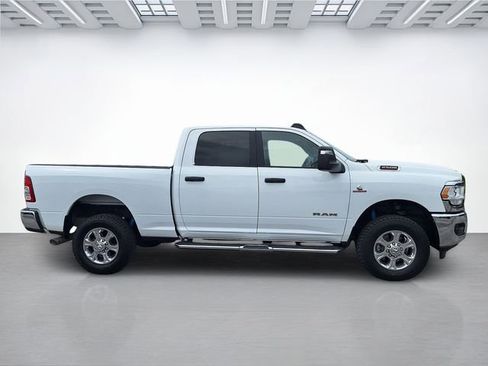 Used 2024 RAM 2500 Big Horn w/ Off Road Package AWD/4WD image 3
