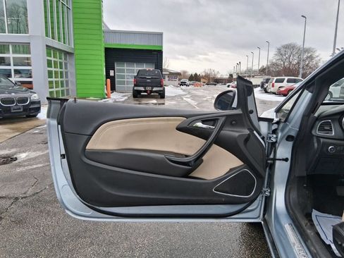 Used 2016 Buick Cascada Premium image 12