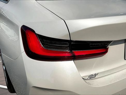 Used 2025 BMW 330i Sedan RWD image 26