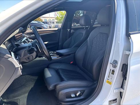 Certified 2023 BMW 540i w/ M Sport Package RWD image 21