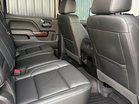 Used 2019 GMC Sierra 2500 SLT AWD/4WD image 9