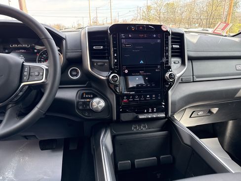 Used 2026 RAM 1500 Laramie AWD/4WD image 24