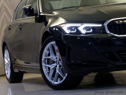 Certified 2025 BMW 330i xDrive Sedan AWD/4WD image 4