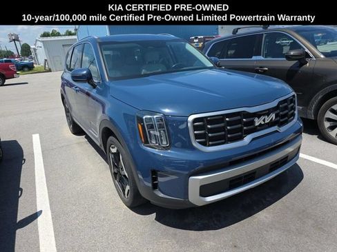 Certified 2023 Kia Telluride S w/ S Sunroof Package AWD/4WD image 4