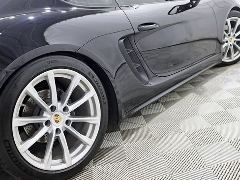 Used 2019 Porsche 718 Cayman RWD image 10