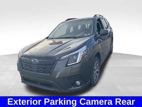 Used 2023 Subaru Forester Premium image 16