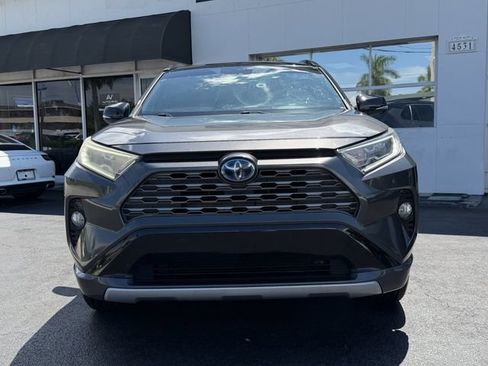 Used 2021 Toyota RAV4 XSE w/ XSE Grade Weather Package AWD/4WD image 5