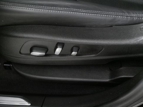 Used 2022 Cadillac XT5 Sportv image 20