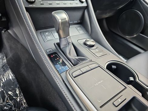 Used 2020 Lexus RC 300 AWD image 16