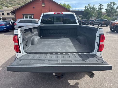 Used 2018 GMC Sierra 3500 Denali w/ Duramax Plus Package image 7