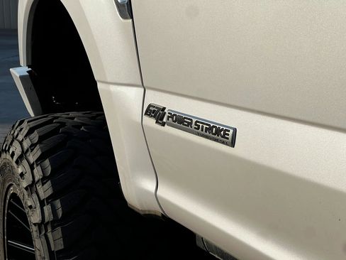 Used 2017 Ford F250 Platinum AWD/4WD image 12