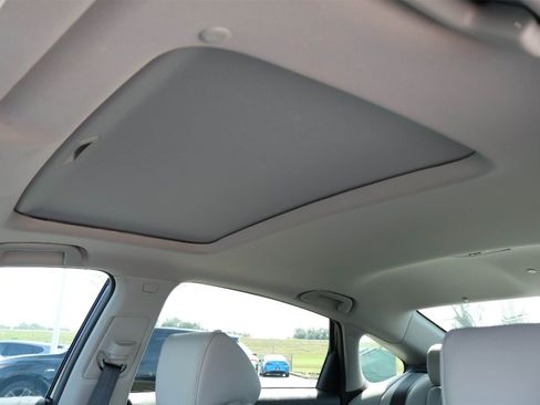 Used 2020 Honda Accord Touring image 28