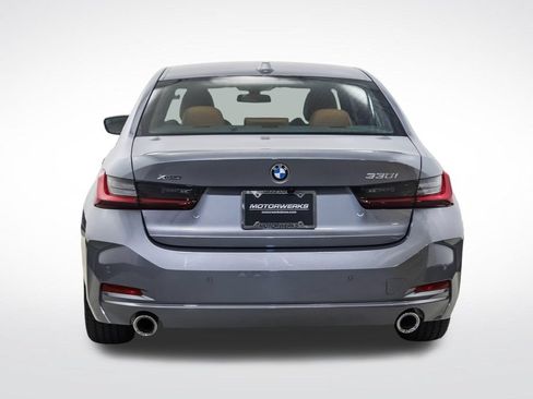 Used 2024 BMW 330i xDrive Sedan AWD/4WD image 4